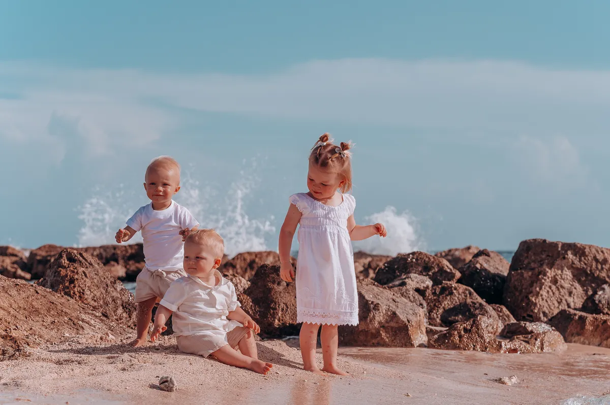 Extended family photoshoot ter Haar Mariott beach 08