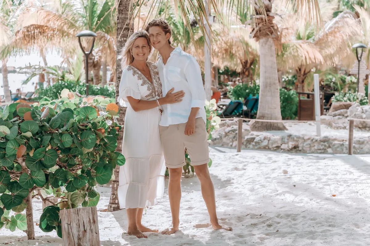 Fotoshoot met gezin Breukers Mambo beach 02