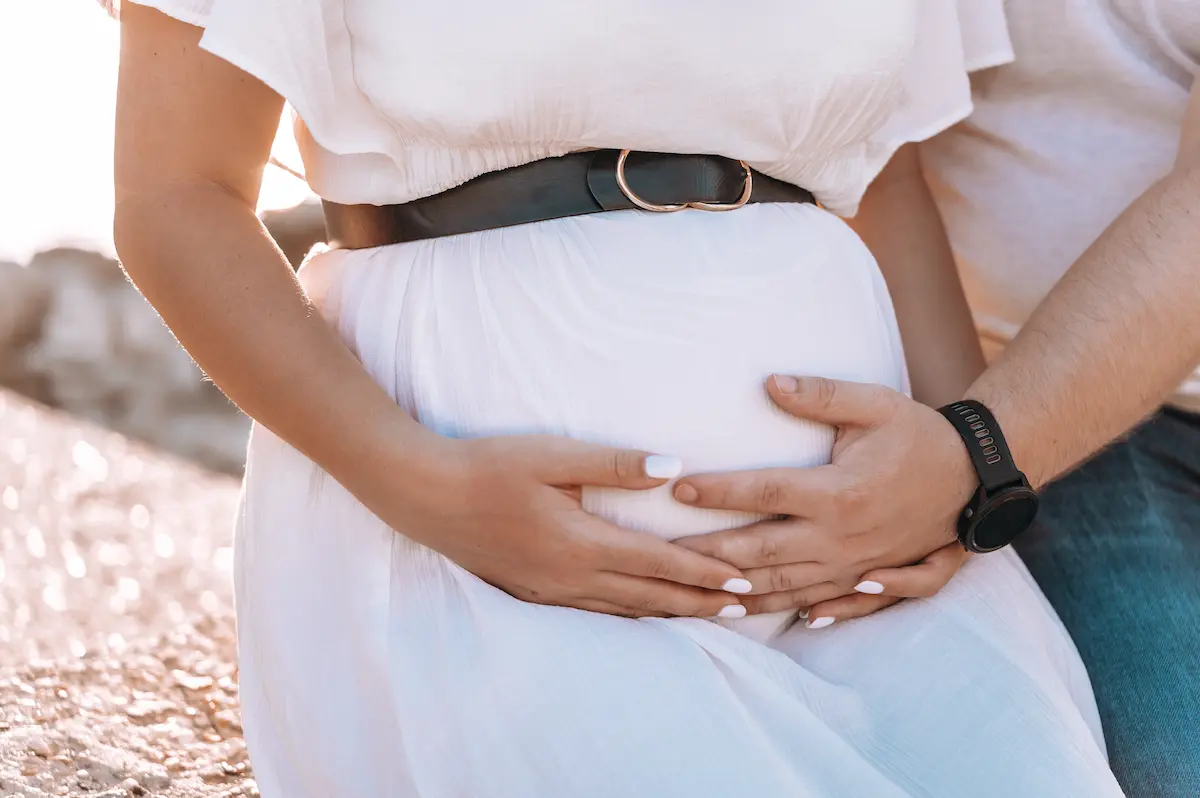 Maternity photoshoot Curacao Dusseltjes Fort Beekenburg 01